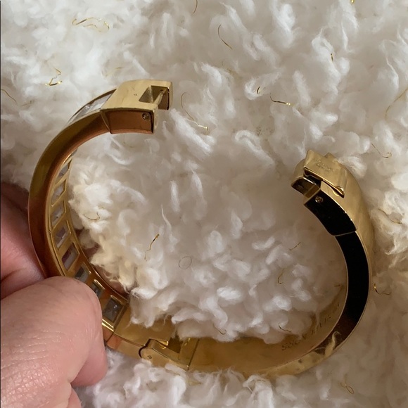 RARE Michael Kors Regal Baguettes Hinged Bangle - Picture 10 of 13